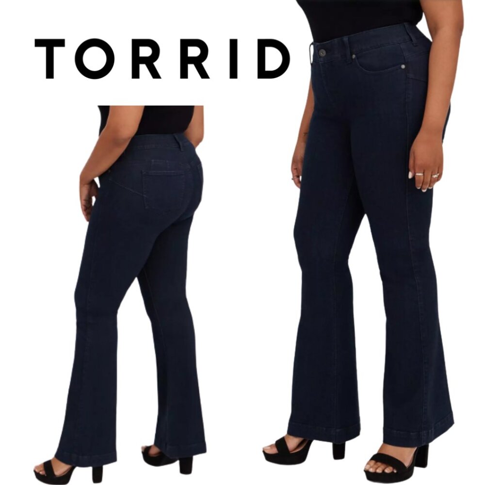 NWT,‎ Torrid, Bombshell Flare Jeans, Size 24 Short, Dark Wash, Blue